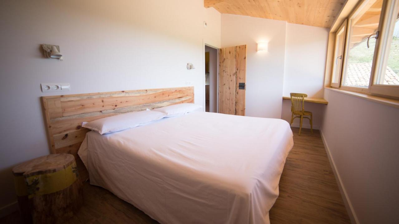 Eco-Apartaments Cal Rossa De Taus Bagian luar foto