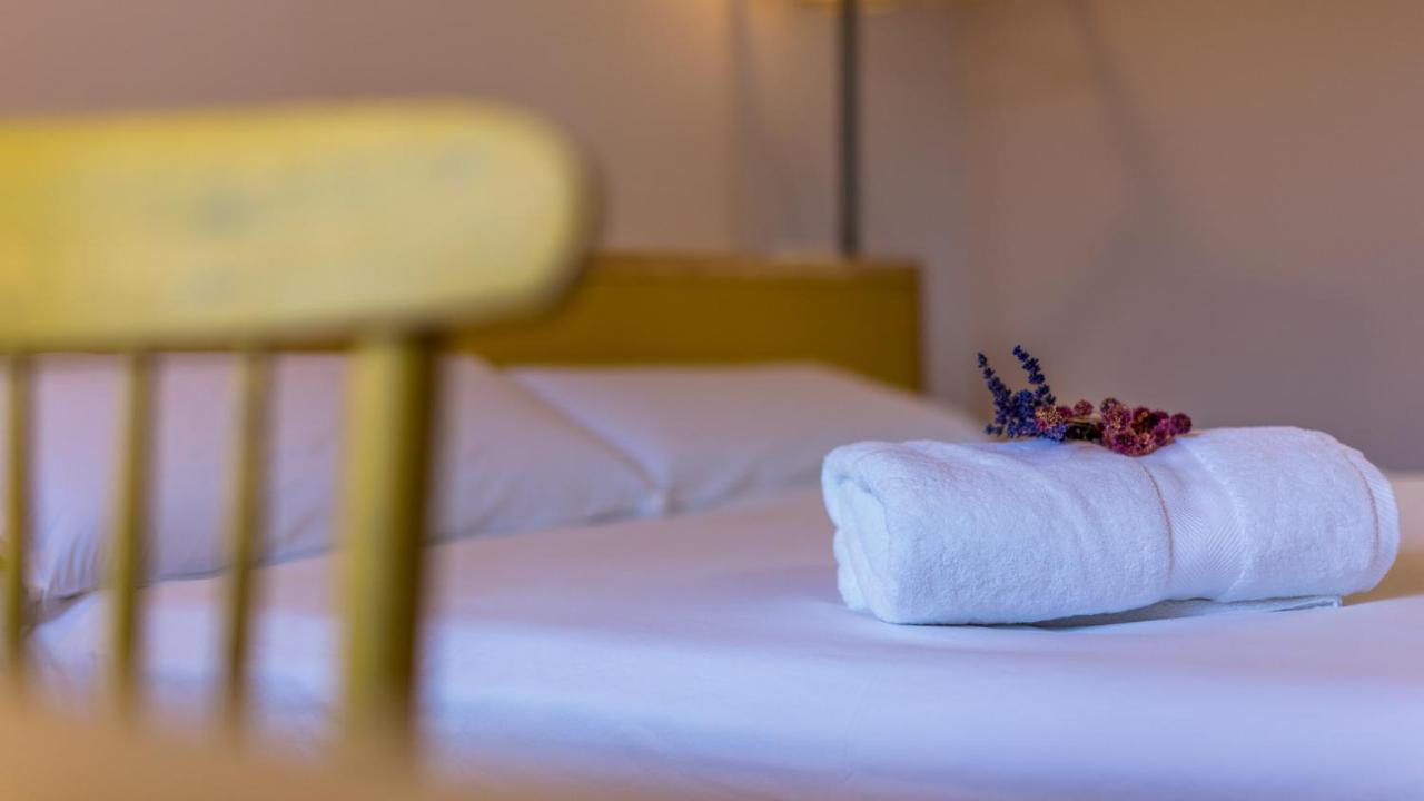 Eco-Apartaments Cal Rossa De Taus Bagian luar foto