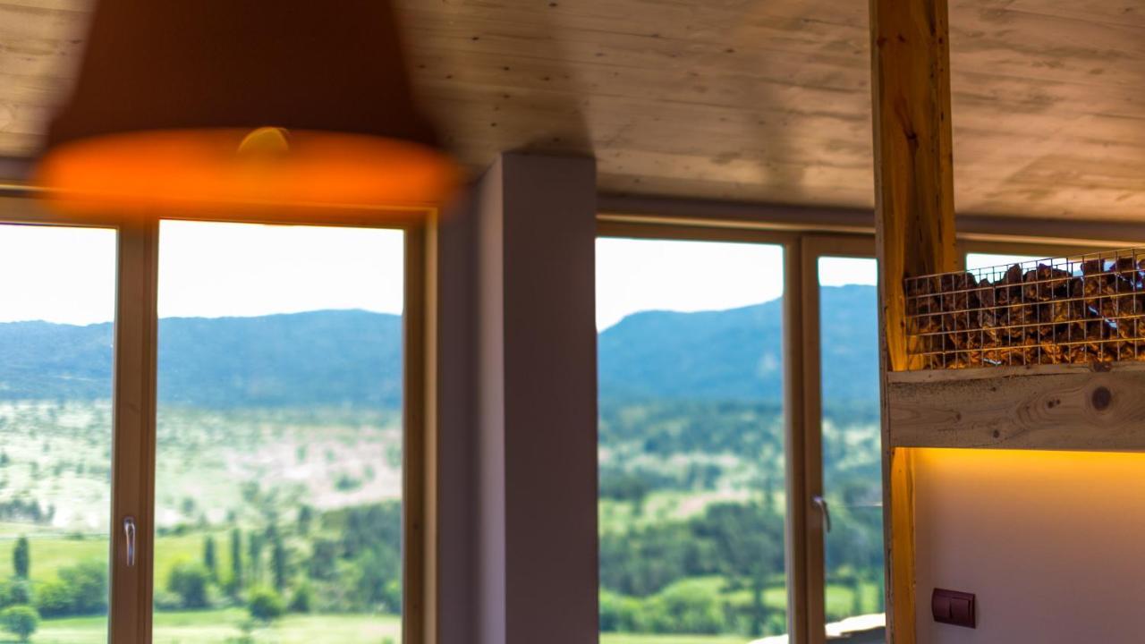 Eco-Apartaments Cal Rossa De Taus Bagian luar foto